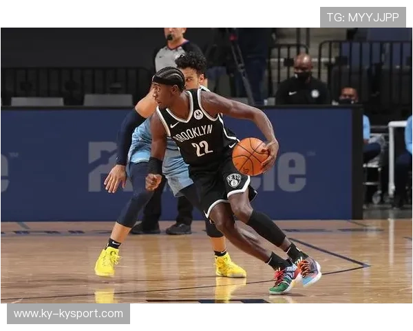 _篮网队勒紧警戒线，保持领跑_，篮网队22号勒维尔