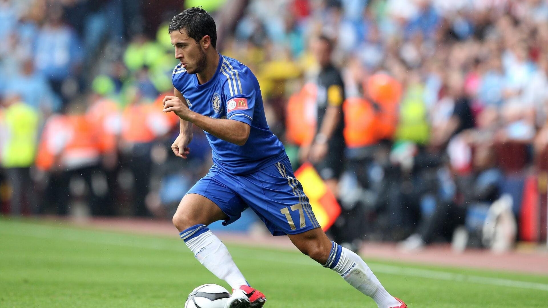 电竞舞台上每一秒都令人心跳，电竞舞台效果图